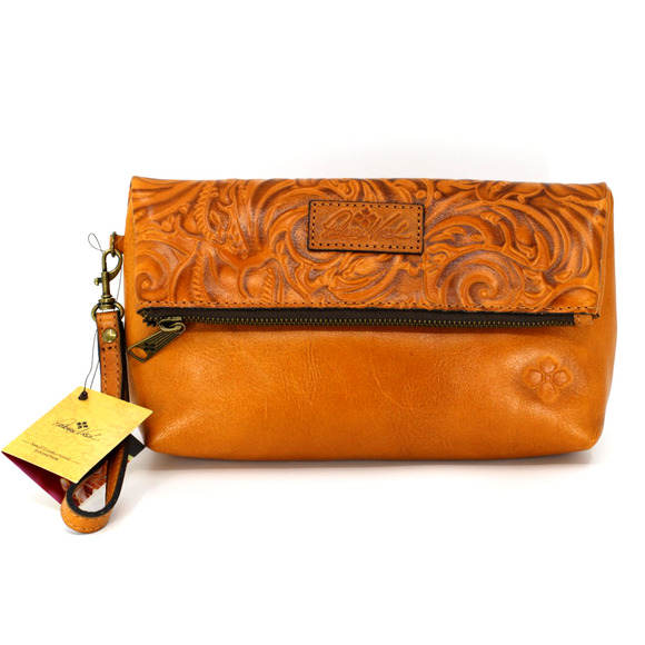 A6 NWT PATRICIA NASH Valerie Logo Embossed Leather FoldOver Wristlet Clutch Bag - Picture 1 of 7